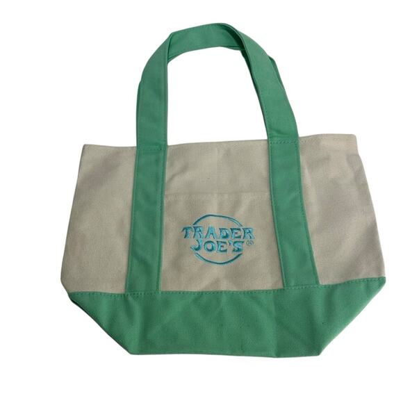 Trader Joe’s Easter Pastel Green mini tote bag - Picture 3 of 3